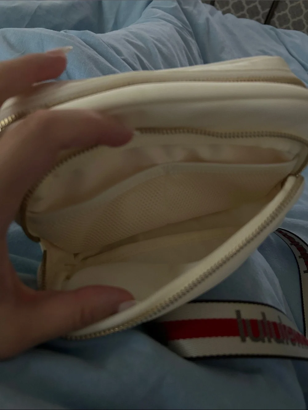 lululemon athletica Cream Double-Zip Crossbody Belt Bag
